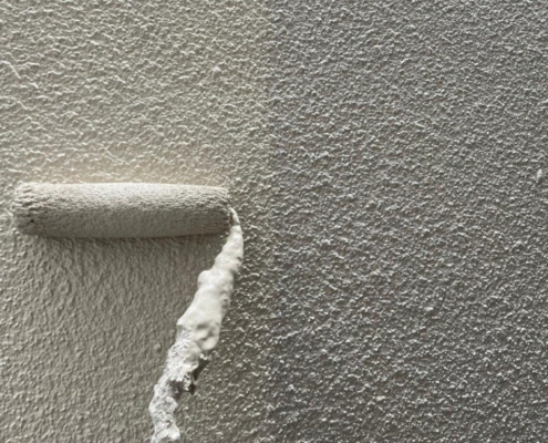 外壁の中塗り塗装